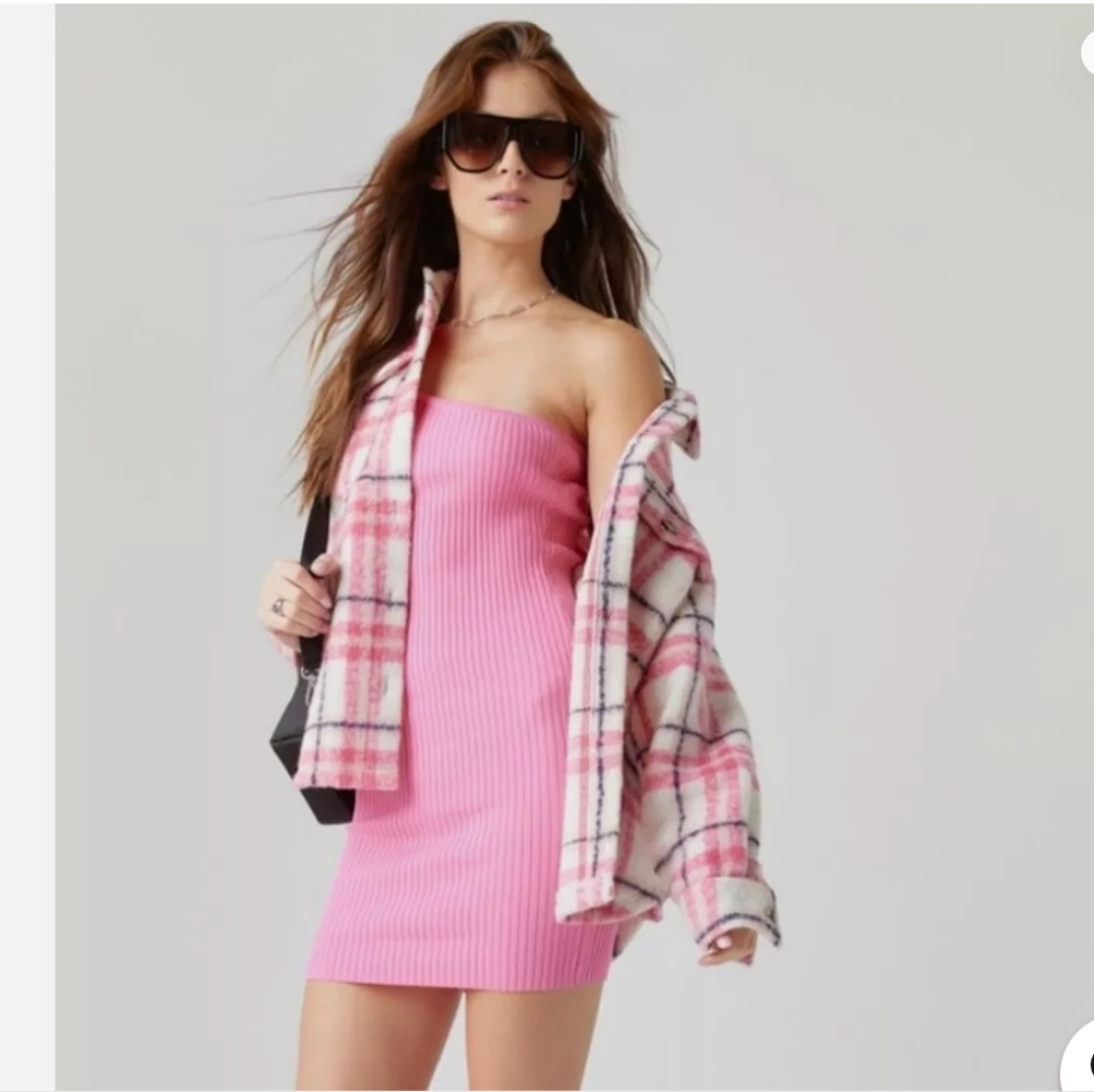 Elegant Pink One-Shoulder Dress